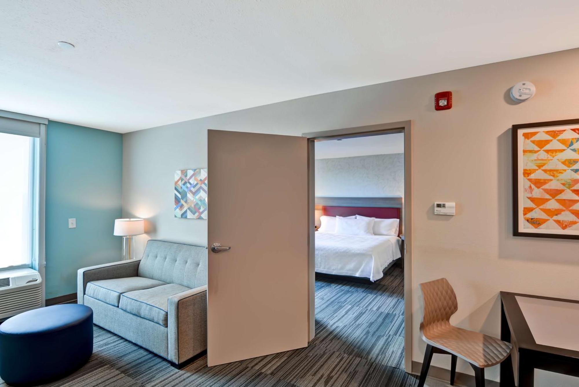 Home2 Suites By Hilton Tampa Usf Near Busch Gardens Exterior photo
